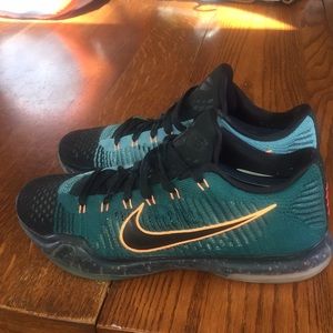 Nike Kobe X